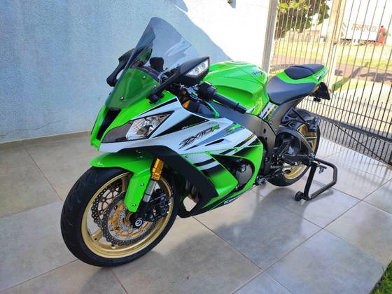 KAWASAKI NINJA ZX-10R 